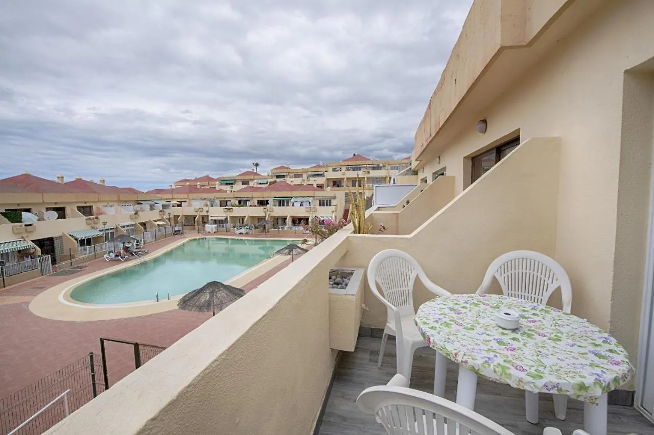Mareverde Poolview Studio O006 location